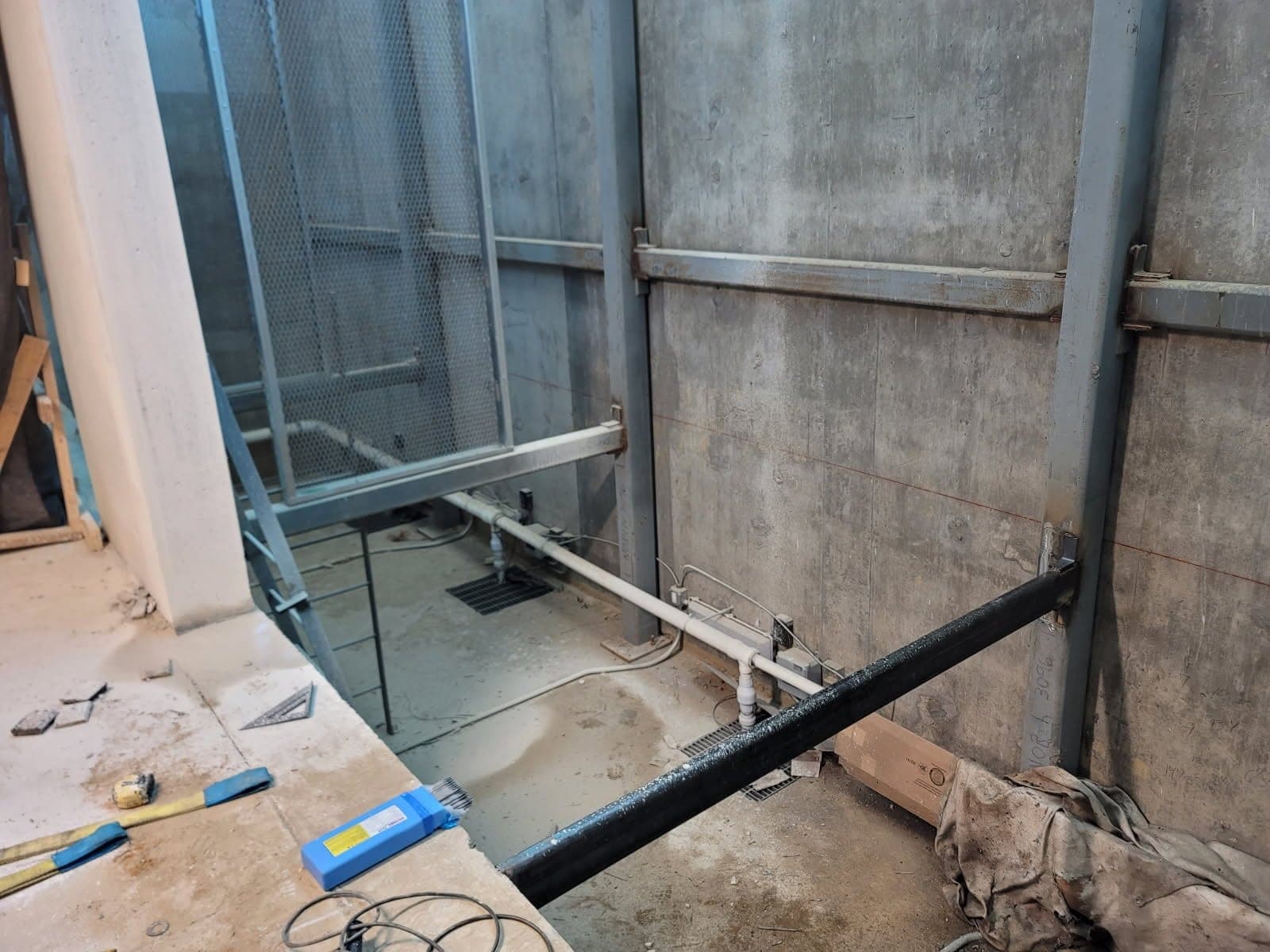 Elevator guard wall structural steel at the Paycom building